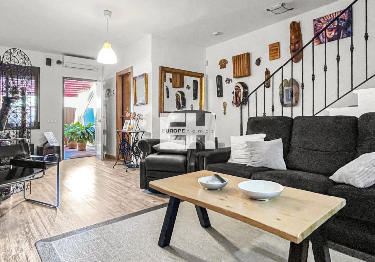 Resale - town house - Torrevieja - Costa Blanca