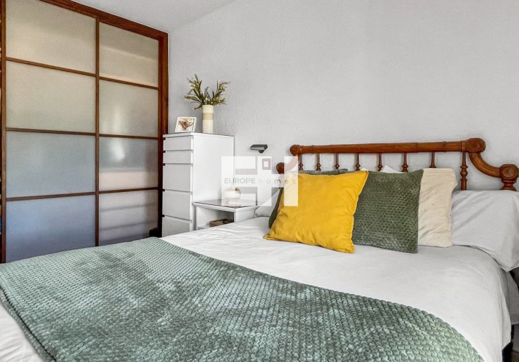 Resale - town house - Torrevieja - Costa Blanca