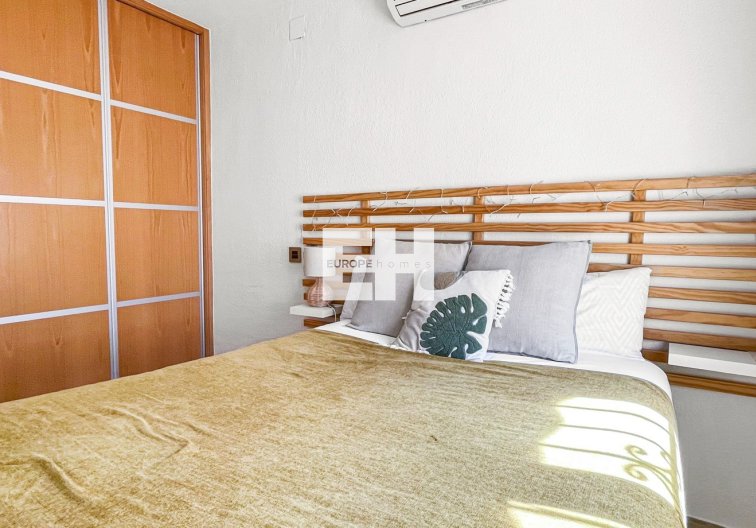 Resale - town house - Torrevieja - Costa Blanca