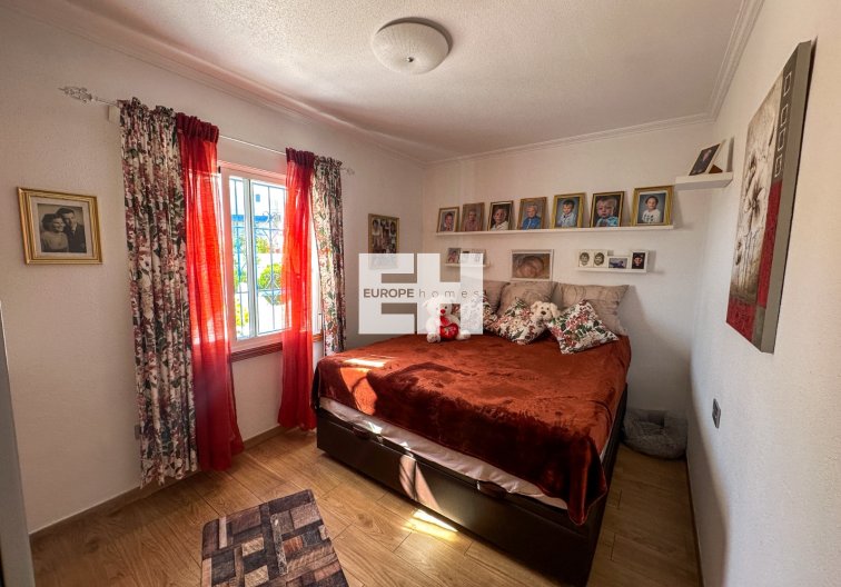Resale - town house - Torrevieja - Costa Blanca