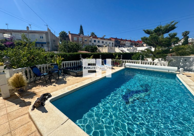 Resale - town house - Torrevieja - Costa Blanca