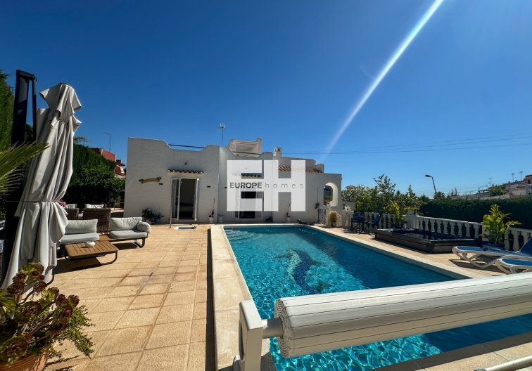 Resale - town house - Torrevieja - Costa Blanca