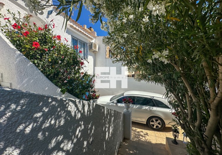 Resale - town house - Torrevieja - Costa Blanca