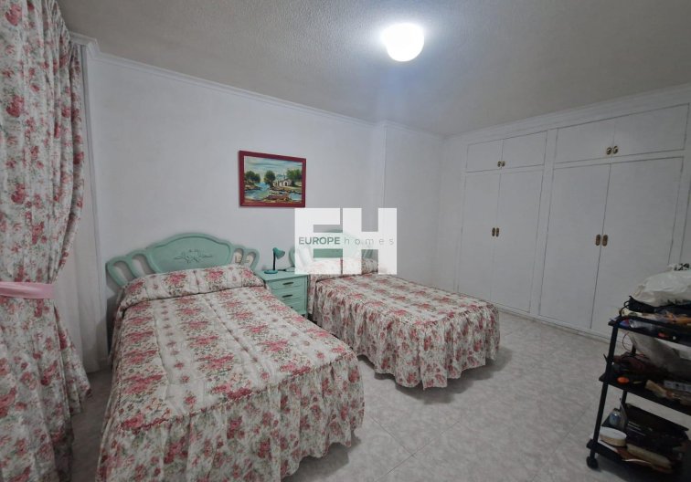 Wiederverkauf - Wohnung - Torrevieja - Playa de los Locos