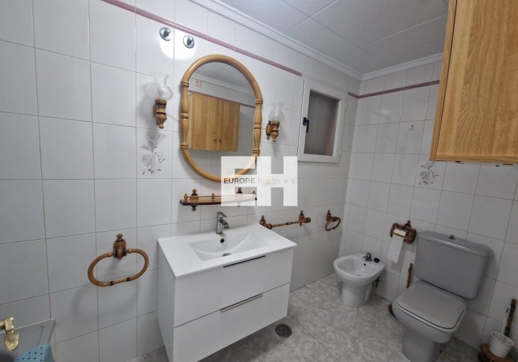 Wiederverkauf - Wohnung - Torrevieja - Playa de los Locos