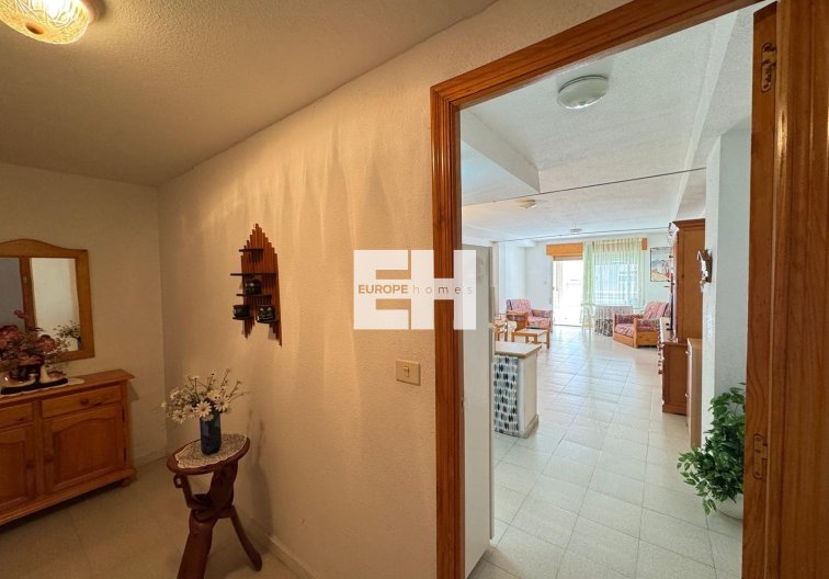 Wiederverkauf - Wohnung - Torrevieja - Centro