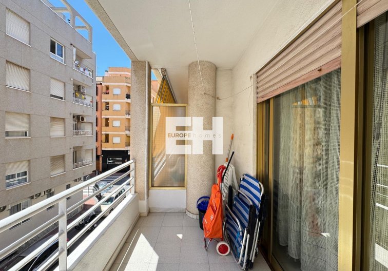 Wiederverkauf - Wohnung - Torrevieja - Centro