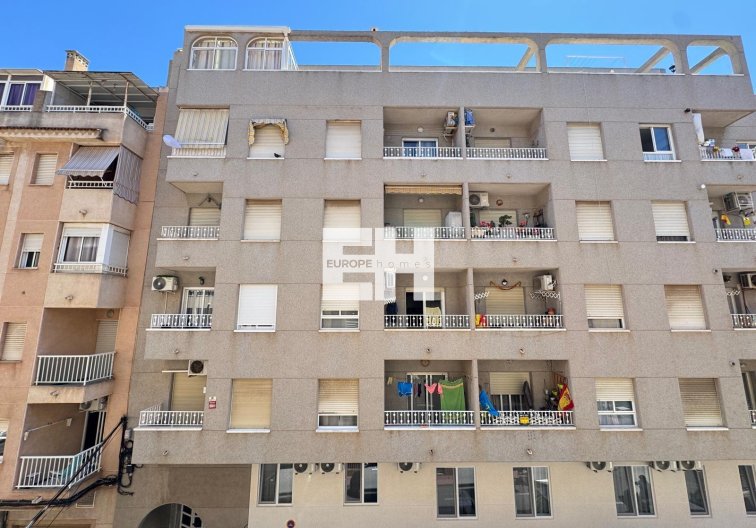 Wiederverkauf - Wohnung - Torrevieja - Centro