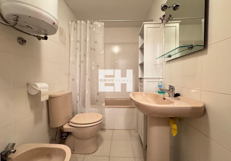 Wiederverkauf - Wohnung - Torrevieja - Centro
