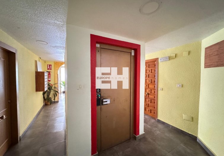 Wiederverkauf - Wohnung - Torrevieja - Centro