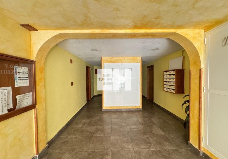 Wiederverkauf - Wohnung - Torrevieja - Centro