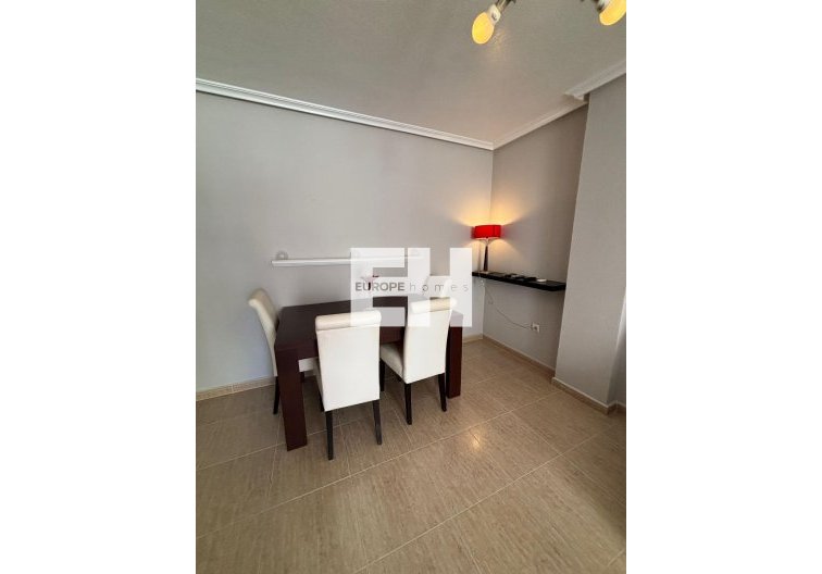 Segunda mano - Apartamento  - Torrevieja - Centro