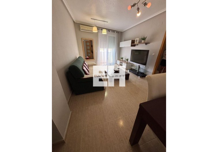 Segunda mano - Apartamento  - Torrevieja - Centro