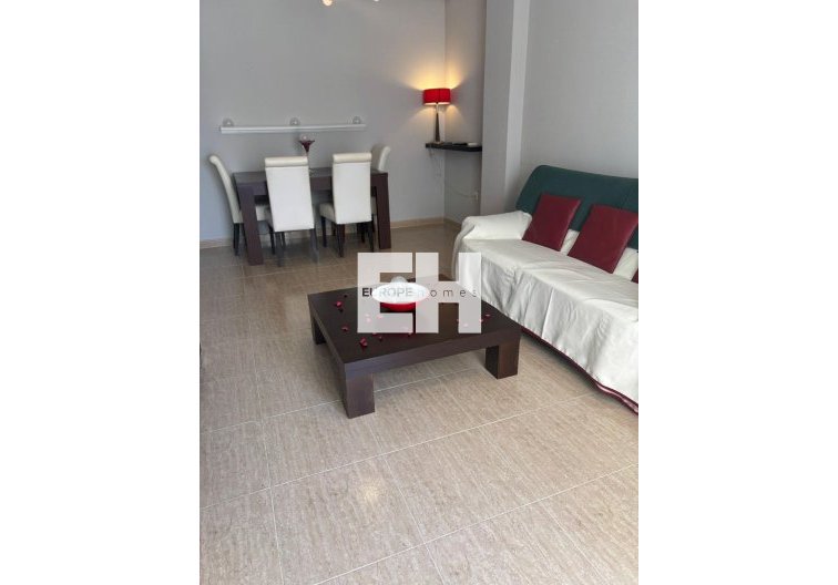 Segunda mano - Apartamento  - Torrevieja - Centro