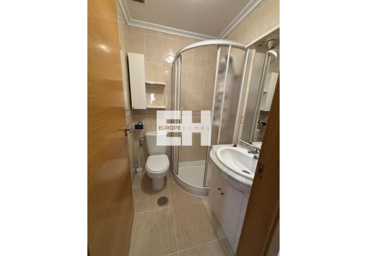 Segunda mano - Apartamento  - Torrevieja - Centro