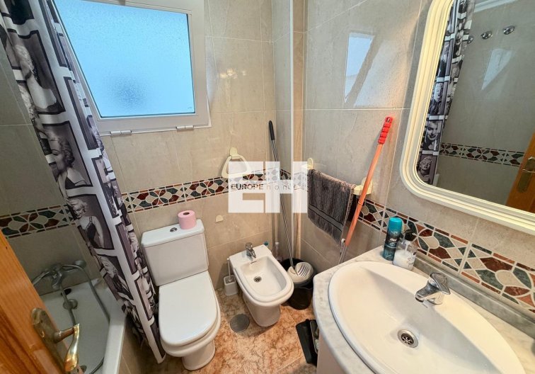 Wiederverkauf - Wohnung - Torrevieja - Playa del Cura