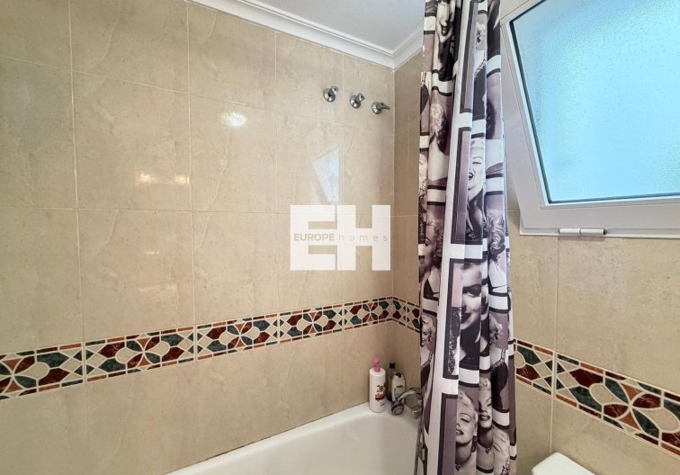 Wiederverkauf - Wohnung - Torrevieja - Playa del Cura
