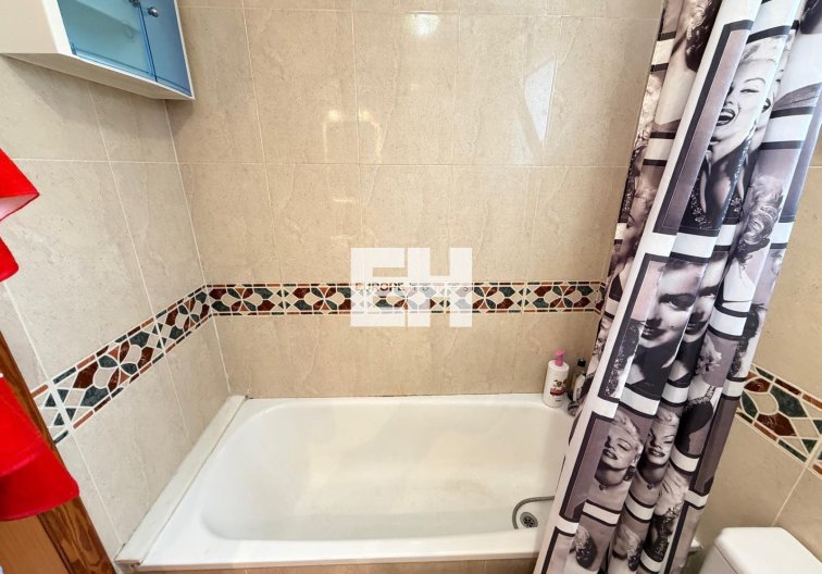 Wiederverkauf - Wohnung - Torrevieja - Playa del Cura