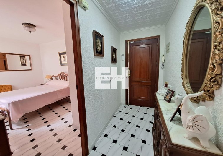 Revente - Appartement - Torrevieja - Acequion