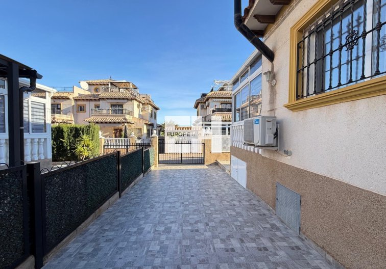 Resale - town house - Orihuela Costa - Las Filipinas