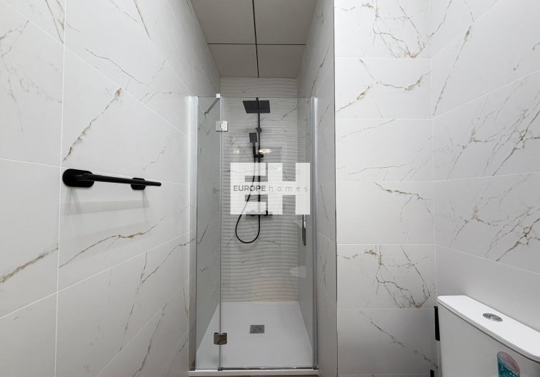 Resale - Apartment - Torrevieja