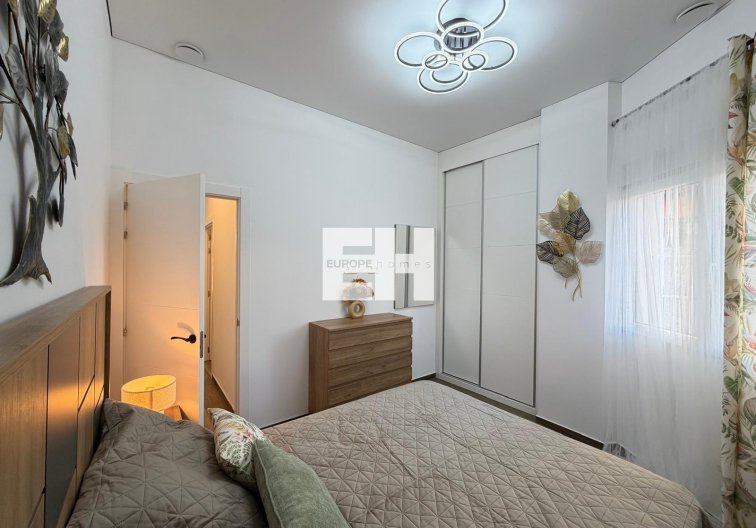 Resale - Apartment - Torrevieja