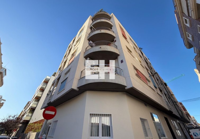 Resale - Apartment - Torrevieja