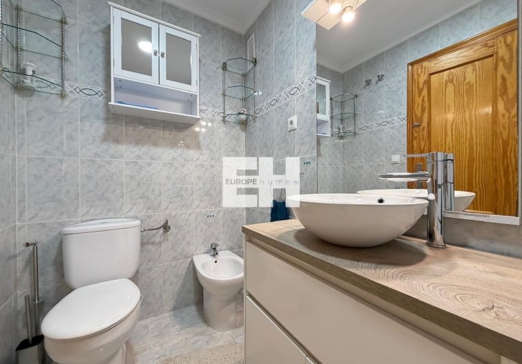 Wiederverkauf - Wohnung - Torrevieja - Playa del Cura