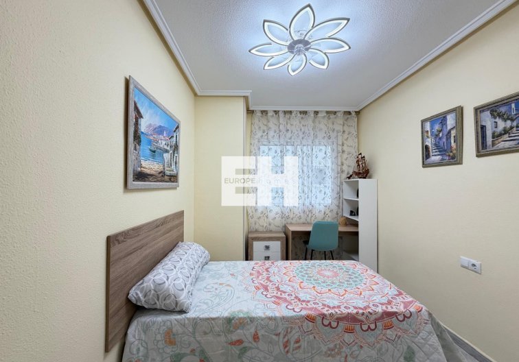 Wiederverkauf - Wohnung - Torrevieja - Playa del Cura
