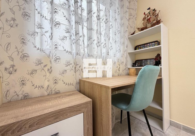 Wiederverkauf - Wohnung - Torrevieja - Playa del Cura