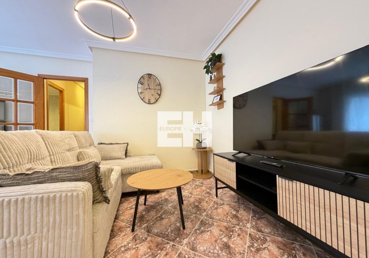 Resale - Apartment - Torrevieja - Playa de los Locos