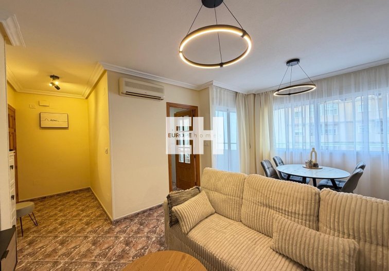 Resale - Apartment - Torrevieja - Playa de los Locos