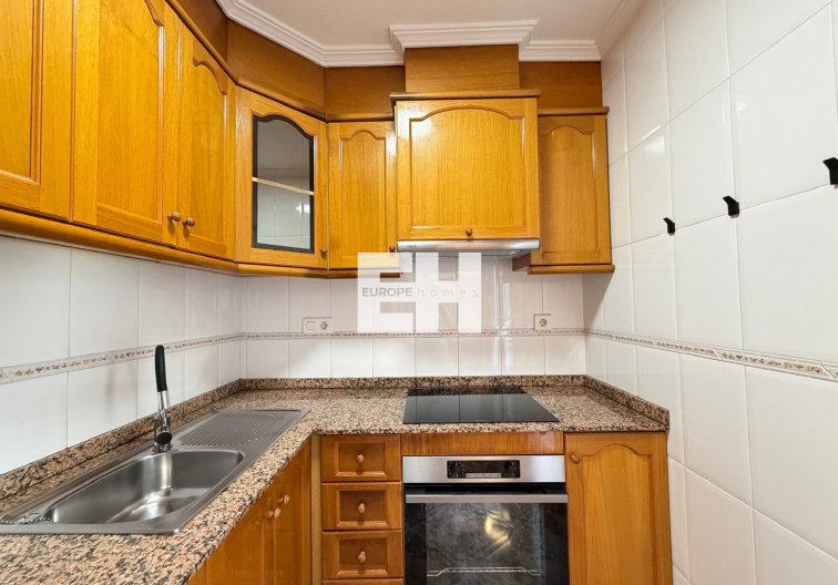 Resale - Apartment - Torrevieja - Playa de los Locos