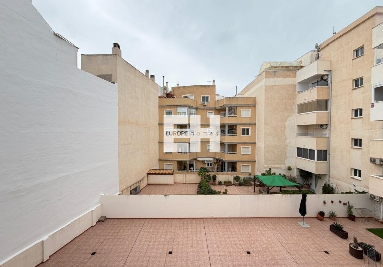 Resale - Apartment - Torrevieja - Playa de los Locos