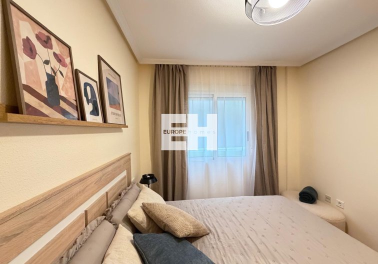 Resale - Apartment - Torrevieja - Playa de los Locos