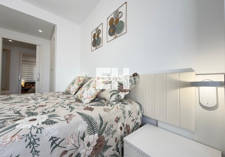 Wiederverkauf - Wohnung - Torrevieja - Centro