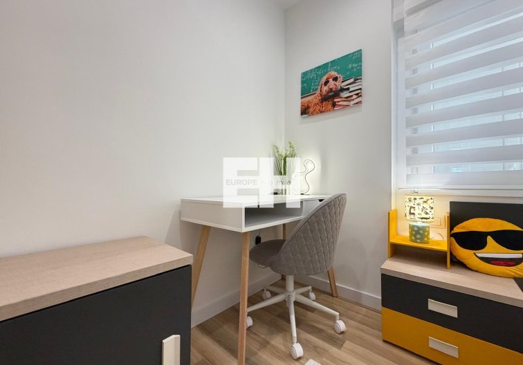 Wiederverkauf - Wohnung - Torrevieja - Centro