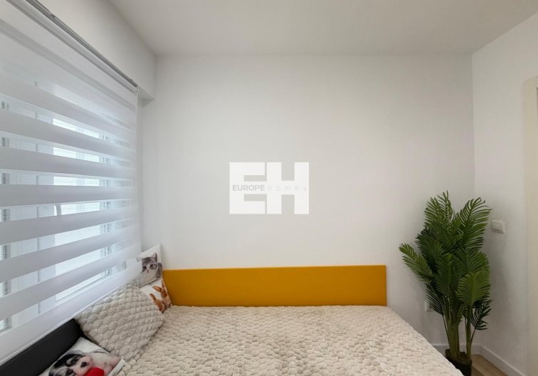 Wiederverkauf - Wohnung - Torrevieja - Centro