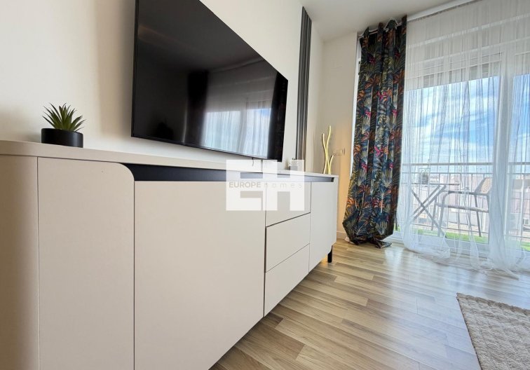 Wiederverkauf - Wohnung - Torrevieja - Centro