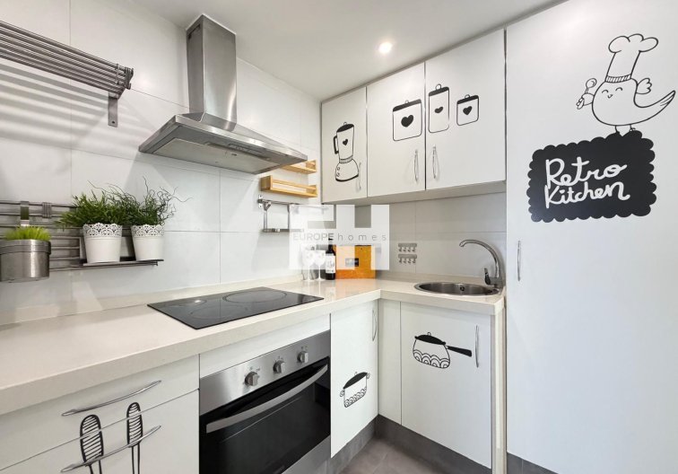 Wiederverkauf - Wohnung - Torrevieja - Centro