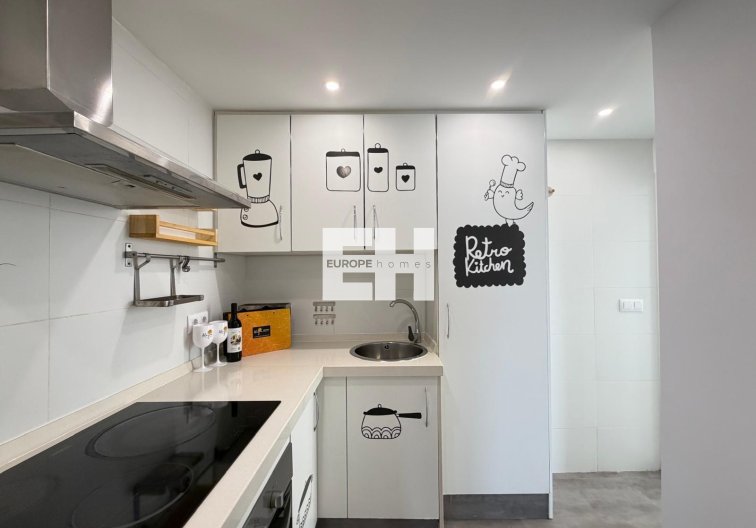 Wiederverkauf - Wohnung - Torrevieja - Centro
