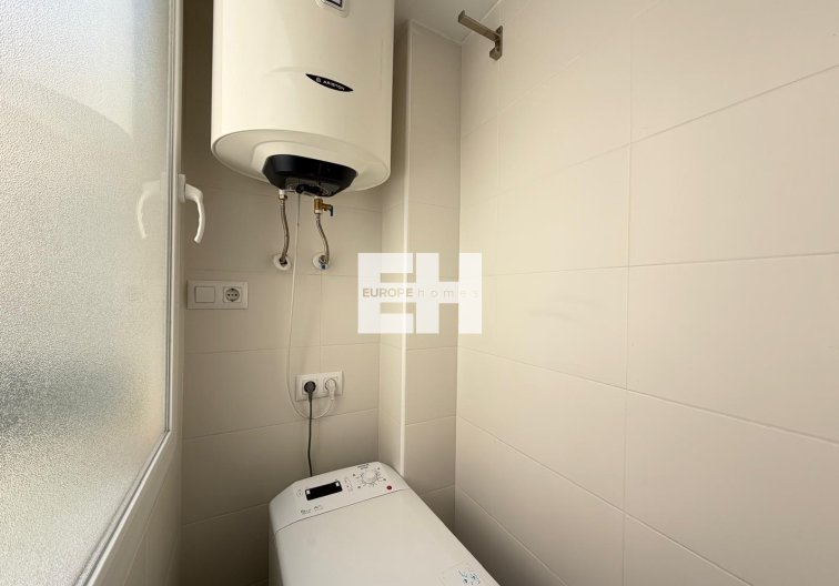 Wiederverkauf - Wohnung - Torrevieja - Centro