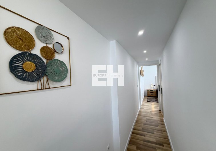 Wiederverkauf - Wohnung - Torrevieja - Centro