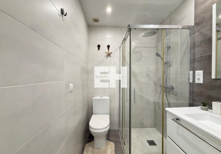 Wiederverkauf - Wohnung - Torrevieja - Centro