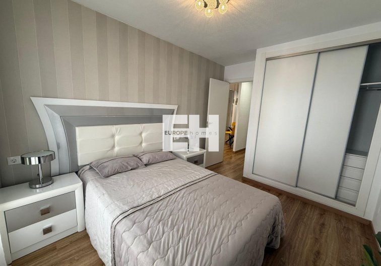 Wiederverkauf - Wohnung - Torrevieja - Centro