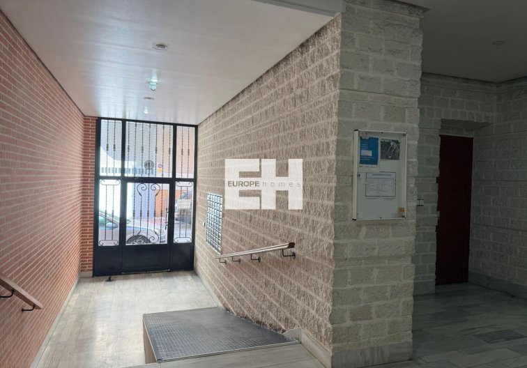 Wiederverkauf - Wohnung - Torrevieja - Centro
