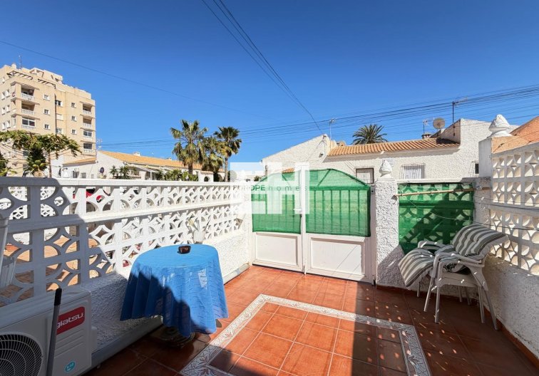 Segunda mano - town house - Torrevieja - Nueva Torrevieja
