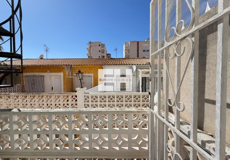 Segunda mano - town house - Torrevieja - Nueva Torrevieja