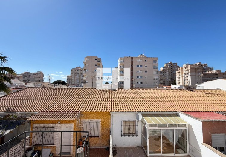 Segunda mano - town house - Torrevieja - Nueva Torrevieja
