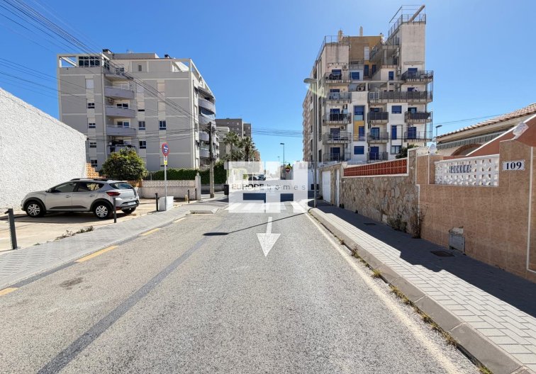 Segunda mano - town house - Torrevieja - Nueva Torrevieja